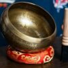 Retro Classic Brass Singing Bowl with Six Character Mantra Scripture - Yoga Meditation Feng Shui Ornament, Six Character Mantra Scripture, Praising Bowl, Perfect for Room Decor - 图片 3