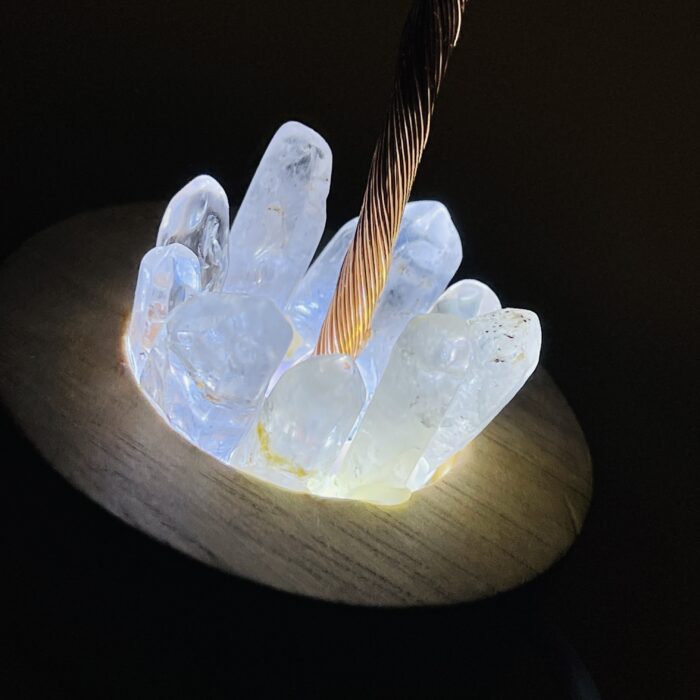 [Magic Crystal, Handmade Night Light] Natural Crystal Tree Night Light - Handmade Clear Quartz with Wood Base - Decorative Bedside Atmosphere Lamp, Home & Office Decor, Gift Idea - 图片 5
